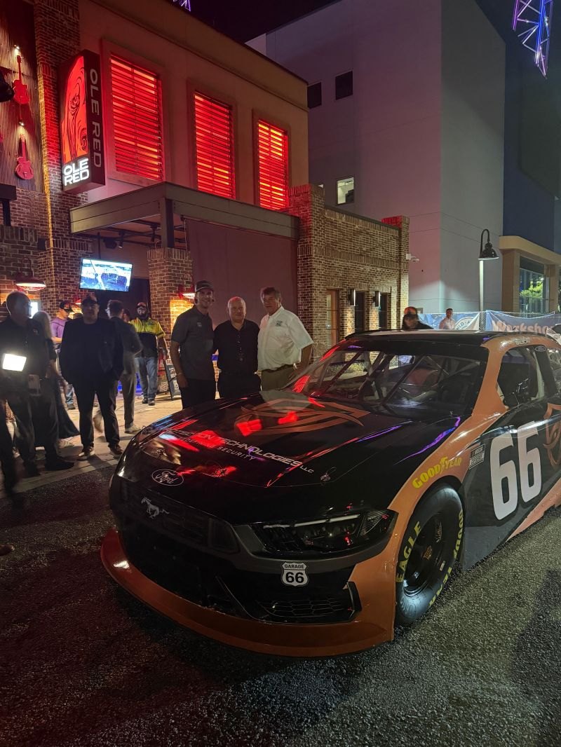 Ford Mustang Dark Horse · Protection Technologies livery